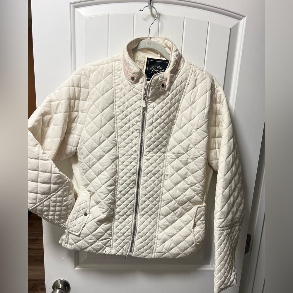 Size XL petite - Women's Quilted, fleece lined Jacket- white - like new